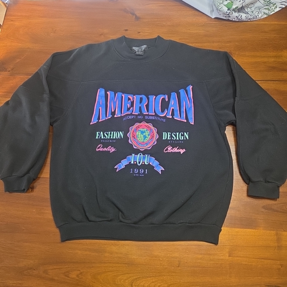 Vintage 90's Women's I. O. U. Black Crewneck Sweatshirt  Size Small
